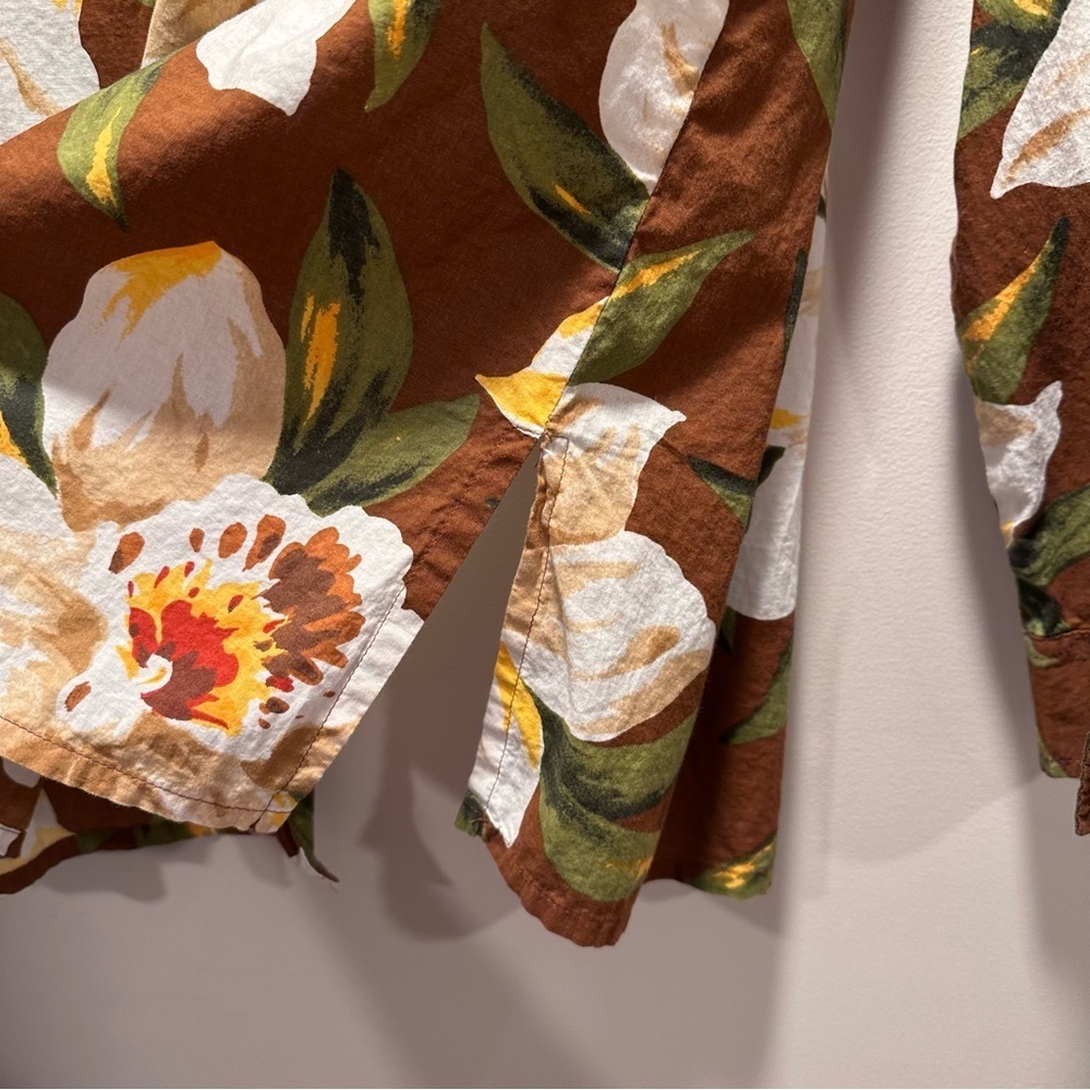 Jones New York SPORT 100% Cotton Floral Tropical Long Sleeve Button Top M - Picture 10 of 16